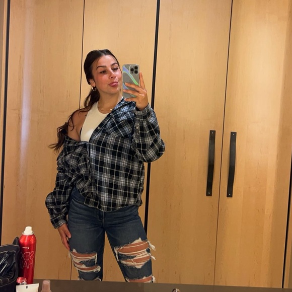 Meet your Posher, Jesi - Picture 3 of 4